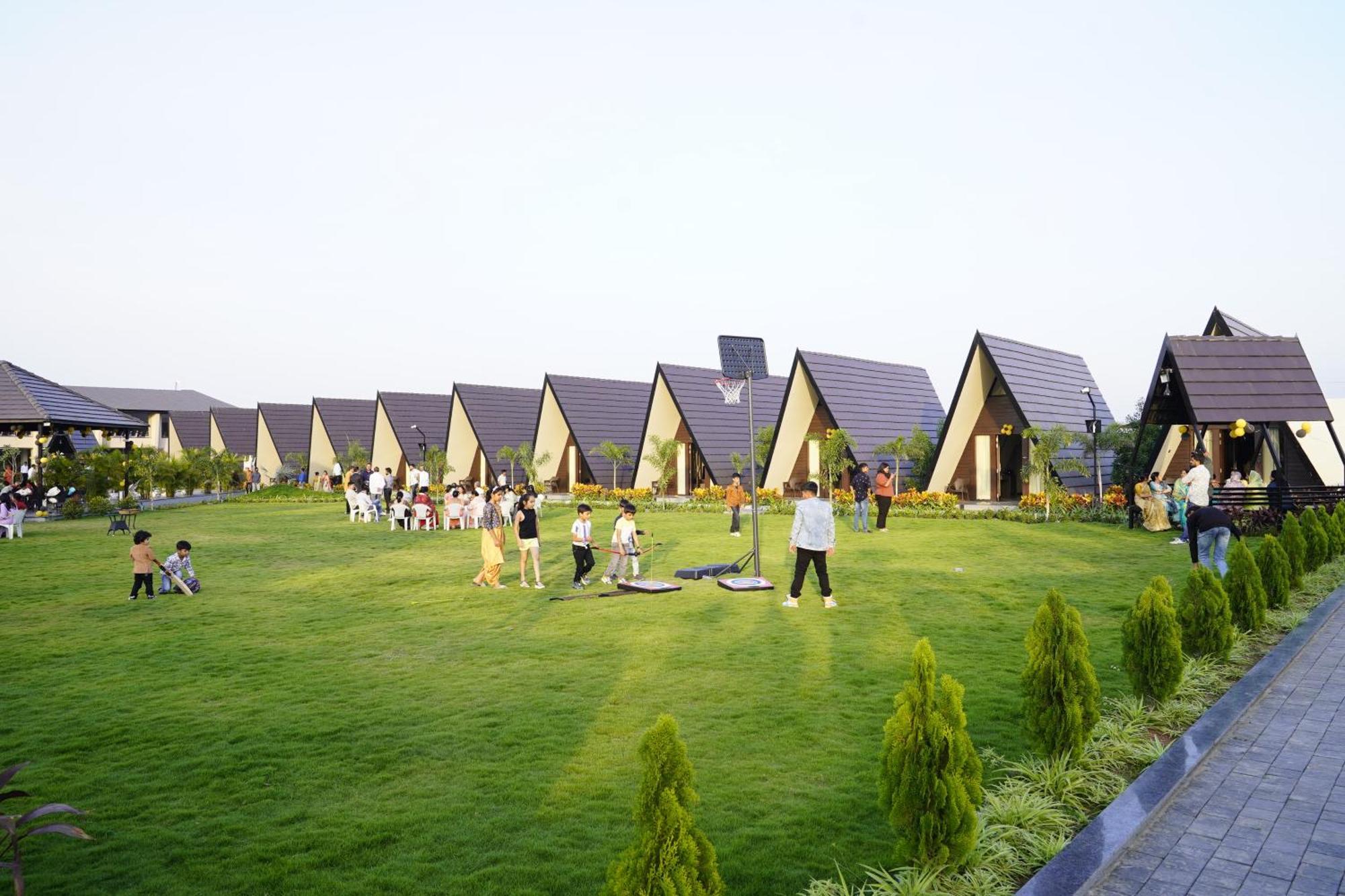 Regenta Resort Vindhyachal, Statue Of Unity Kevadia Esterno foto